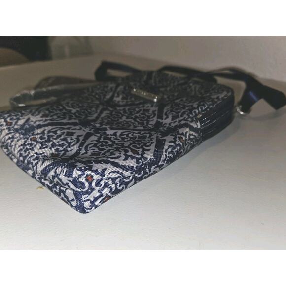 NWT! Baggallini Take Two RFID Bryant Pouch Crossbody Bag for Women - Picture 4 of 11